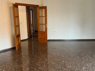 Piso en Calle de san lorenzo, s/n. Quart de poblet / calle de san lorenzo