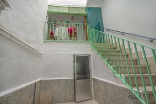 Casa a Callejón de guijarro 5. Casa muy bien ubicada