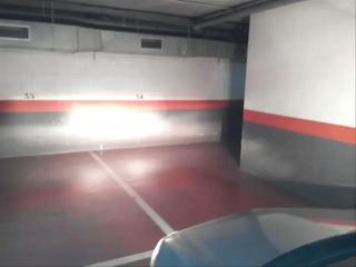 Parking coche en Carrer de salvany 16. Alquiler para  coche /moto