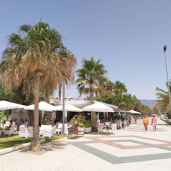 Piso en Avd. gerald brenan, 17. Fantástico piso en la playa (Torre del Mar, Málaga)