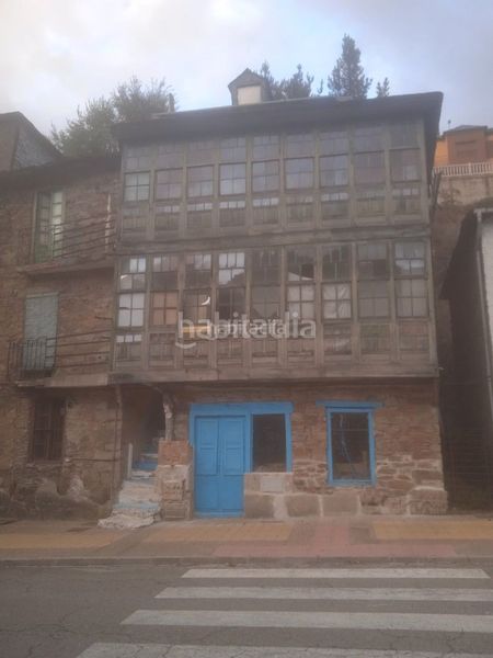 Foto bfad3e35-8b91-47d5-8706-55e17ebb2289. Casa a avenida santa bárbara 16 a Torre del Bierzo