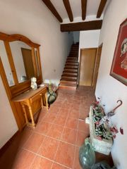 Casa en alquiler en calaceite. alquiler para famil