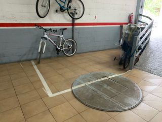 Parking moto en Avinguda catalunya (de), 101. Plaza parking moto amplia