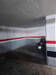 Location Parking moto à Carrer de la diputació 27. Fácil acceso
