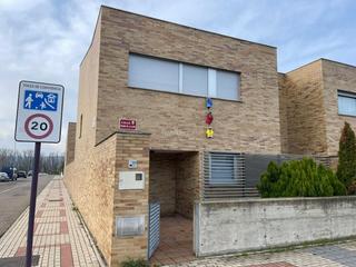 Chalet en Lugar sector 12 52. Chalet en palencia