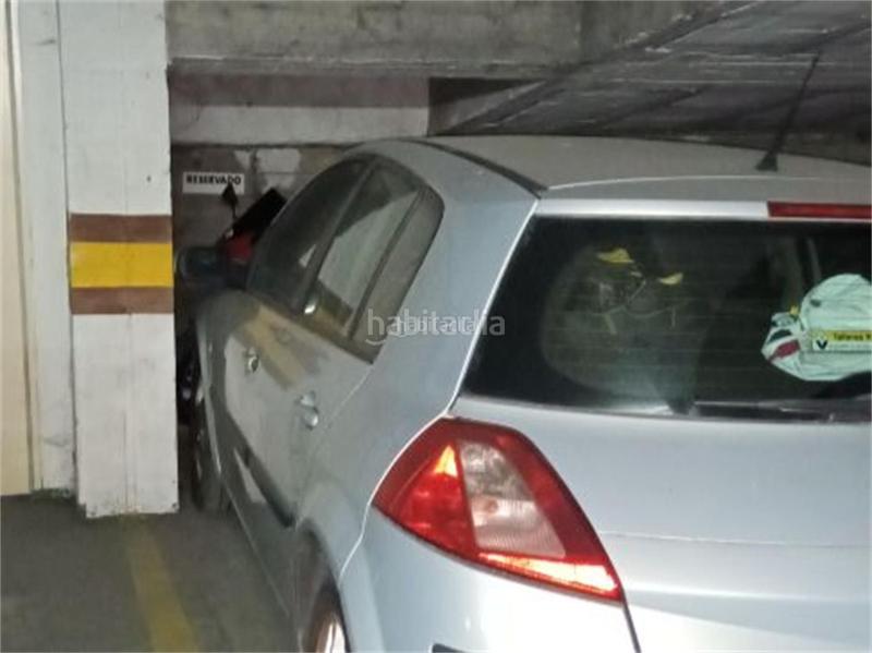 Foto c5df9ca6-6115-480a-be69-46c35c79961c. Location parking voiture dans rúa zamora 70 dans O Castro Vigo