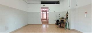 Local Comercial a Camí pont del diable 3c. Local en venta