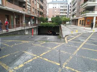 Lloguer Aparcament cotxe a Murueta torre auzunea etxetaldea 5g. Parcela de garaje en murueta torra bloque 6 c