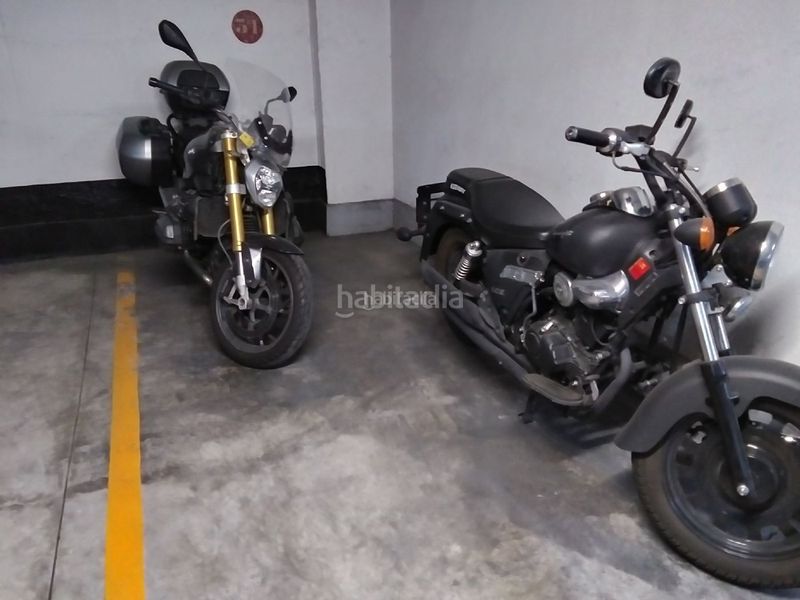 Foto 16bcab86-4841-4c29-b085-fadf69884bcd. Miete motorradparkplatz in carrer de l'explorador andrés 25 in Valencia