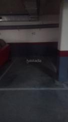 Parking voiture à Passeig de lola anglada 18. Muy buen acceso y vigilado