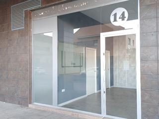 Location Local commercial à Antonio josé martínez navarro 2. Local