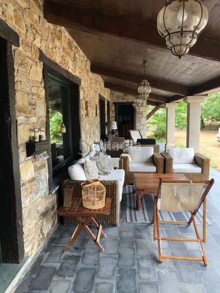 Foto 6d7bbdc1-3d36-40a6-b1a4-5b7058d22080. Chalet in lugar canelas 8 in Xove