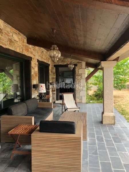 Foto d4b7aedc-5188-4763-8223-61a5d2a4108c. Chalet in lugar canelas 8 in Xove