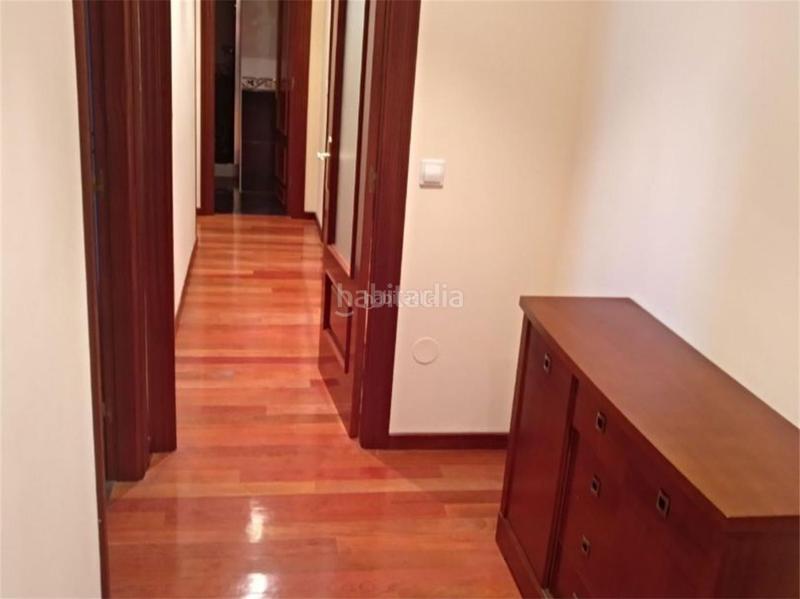 Foto 542fd2f5-51e3-45b0-b00c-620a2d1ccfe1. Pis a camino del machacón 607a a Roces Gijón