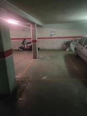 Lloguer Aparcament cotxe a Carrer del grau 18. Se alquila plaza de parking
