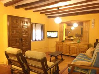 Apartment in Plaza de la iglesia, 2. Apartamento zona priorat - escalada siurana