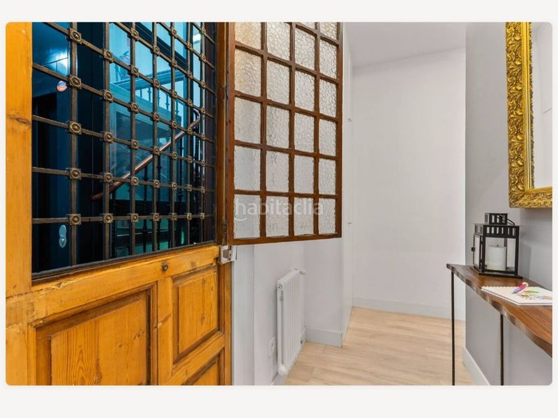 Foto 0d423cd2-d7fa-4332-8428-37ce95abd376. Miete etagenwohnung in calle linares rivas 16 in Centro Gijón