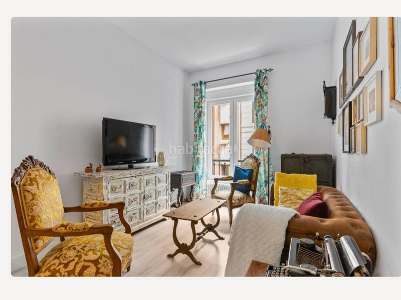 Foto a87b19f7-c8af-4536-88c9-865fc280ac17. Miete etagenwohnung in calle linares rivas 16 in Centro Gijón
