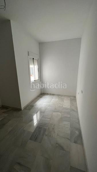 Foto b305779b-a897-464b-bffd-1bdc06adc06e. Zweistöckige wohnung in avenida cameranos 13 in Zafra