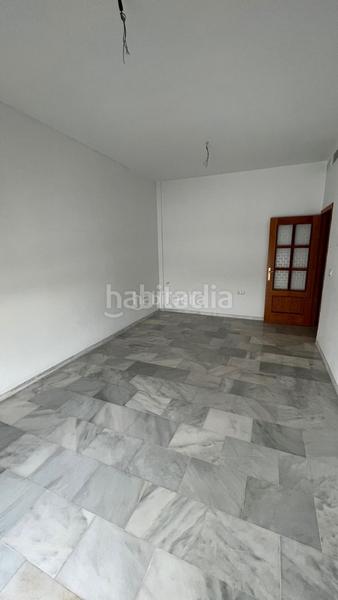 Foto c9ab42ff-801c-439b-93a2-b88a77ef684e. Zweistöckige wohnung in avenida cameranos 13 in Zafra