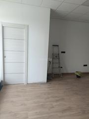 Lloguer Local Comercial a Avinguda de joan oliver "pere quart" 20. Local diafano apto para oficina, local comercial