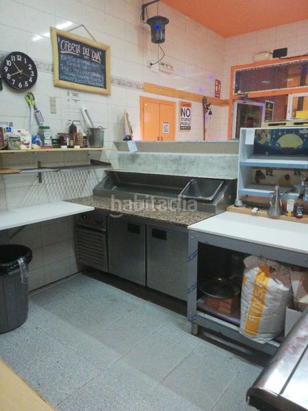 Foto e6388610-3ce1-40ab-8b66-f23570d75e62. Rent business premise in travessia raval del carme 78 in Borges Blanques (Les)