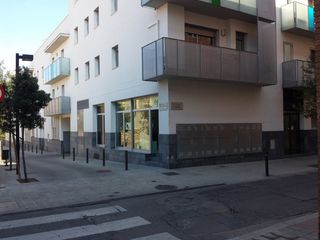 Alquiler Local Comercial en Carrer colom, 38. Local en figueres con gran visibilidad