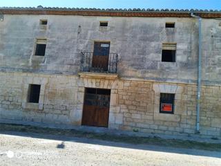 Casa adossada a Calle real 24. Merindad de río ubierna / calle real