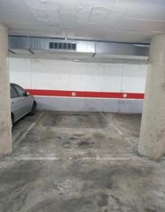 Parking coche en Carrer general prim, sn. Garaje para coche en venta en la calle general pri