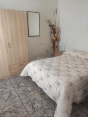 Casa adossada a Plazuela mercado 12. Pozo alcón / plazoleta del mercado