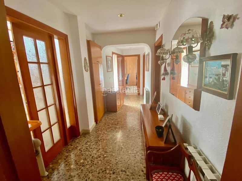 Foto fdcda3b4-15da-4d54-bd3d-011e3f77e349. Masía en carrer roma maura 4 chalet muy bien conservado en terreno de 4000m2 en Lloret de Mar