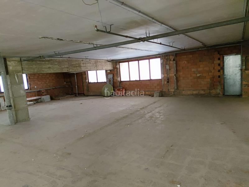 Foto 2a8e4802-8195-45c7-b7aa-73c0b4bcf726. Miete büro in passeig d'urrutia 105 in La Guineueta Barcelona