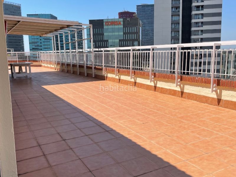 Foto 137a2e17-77b6-4ce3-817b-880ace4e3129. Penthouse in carrer de la igualtat 52 in Santa Eulàlia Hospitalet de Llobregat (L´)