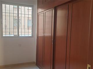 Rent Flat in Avenida de medina azahara 19. Ciudad jardín - zoco / calle villa de rota