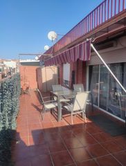 Piso en Carrer wagner, s/n. Ático con terraza muy luminoso