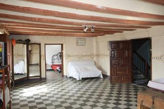 Casa a Plaça sant vicent 8. Casa solariega se vende casa solariega de 680 m2 c