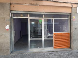 Lloguer Local Comercial a Avinguda de sant narcís 30. A dos minuto de las estaciones de ave, tren y bus.