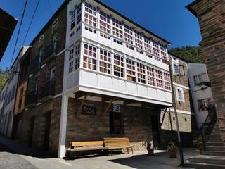 Casa adossada a Rúa subcastillo 1. Navia de suarna / rúa curros enríquez