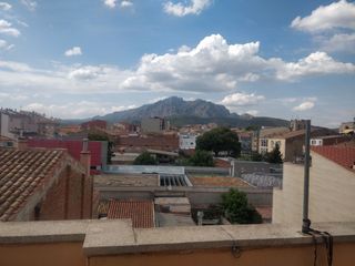Alquiler Piso en Carrer sant antoni, sn. Lloguer àtic dúplex amb terrassa centre poble