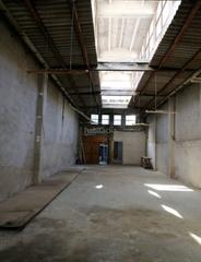 Rez-de-chaussée à Carrer del carme 19. Almacen muy grande 250m2 en el centro,! tambien alquiler