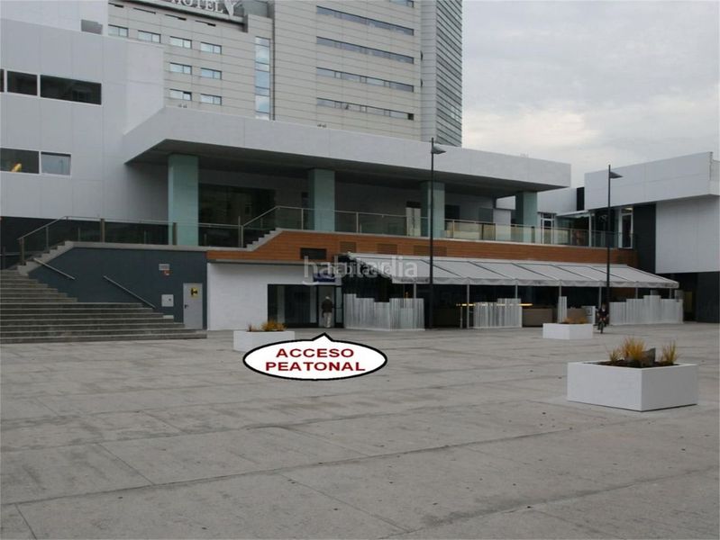 Foto bbb8d717-848c-4d1f-9495-dd3fe9781a79. Rent car parking in rua enrique mariñas romero 12 in Coruña (A)