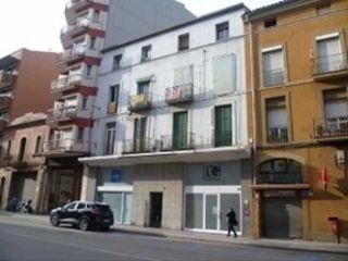 Local Comercial en Carretera cardona, sn. Local comercial  en funcionamiento ideal inversor