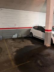 Lloguer Aparcament cotxe a Carrer del mas marí 28. Plaza de parking grande