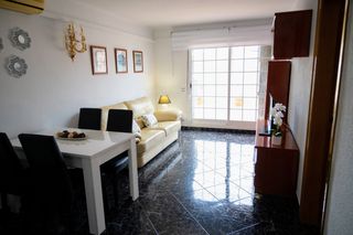 Rent Penthouse in Carrer joan pfaff,. Fantástico piso barrio marianao
