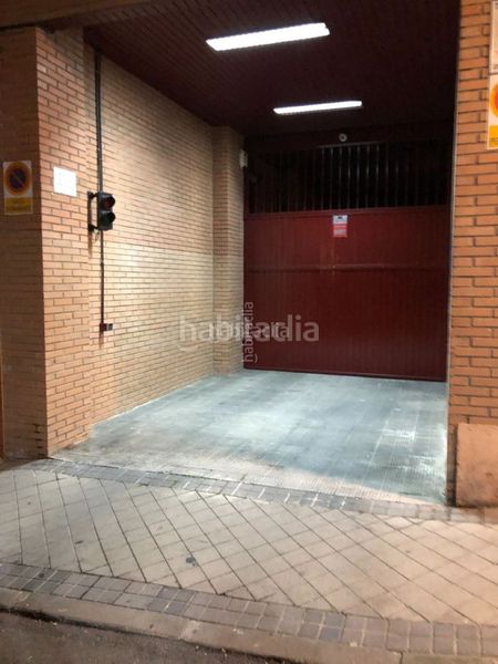 Foto 81927fe6-47ba-45c1-a8a8-cd2a474bd8e7. Motorradparkplatz in calle de santa hortensia 62 in Madrid