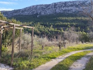 Casale in Partida cases de l, 2. Masía del siglo xviii en plena naturaleza