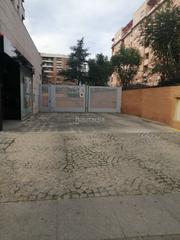 Parking voiture à Calle doctor ordóñez de la barrera 2. Plaza de garaje en 2 planta. edificio ramade.