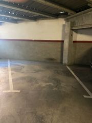 Miete Autoparkplatz in Carrer serra del cadí, 6. Se alquilan plazas de garaje para coche