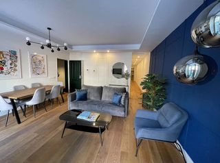 Piso en Calle ernesto anastasio, sn. 3 habitaciones con balcón y aire acondicionado