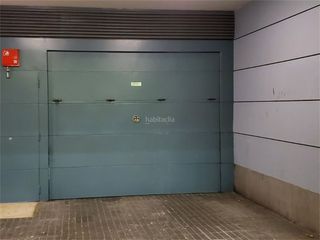 Car parking in Carrer dels comtes de bell-lloc 79. Garaje en venta en calle dels comtes de bell-lloc, 79